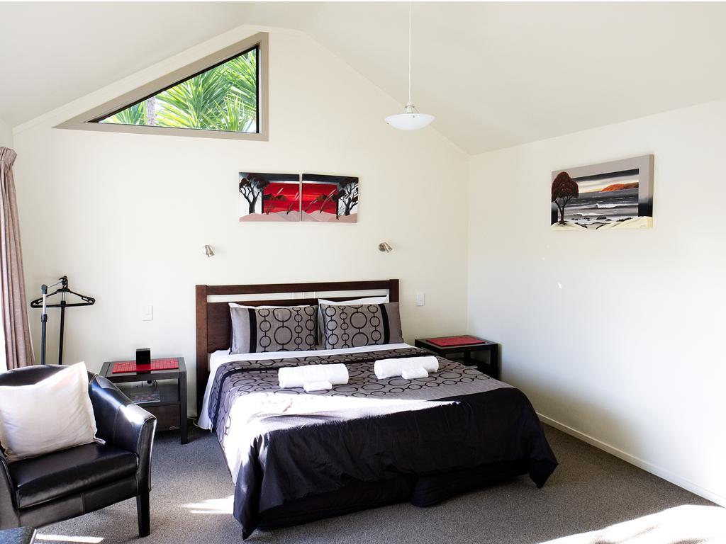 Shores Motel Tairua