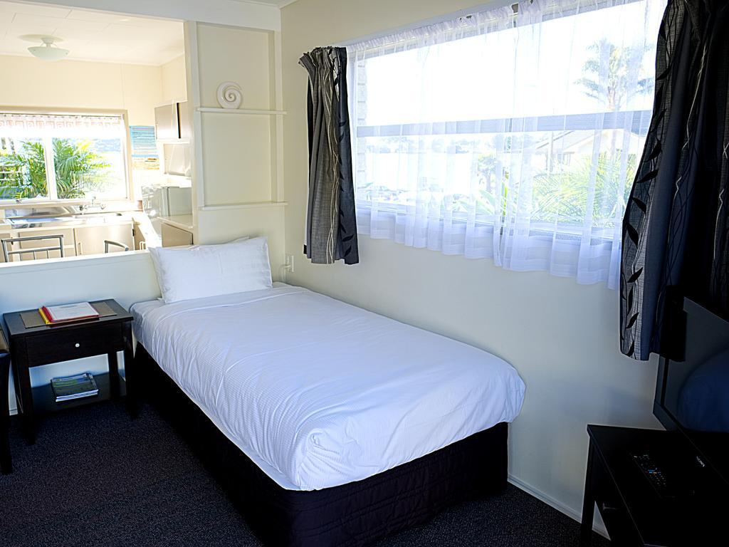 Motel Shores