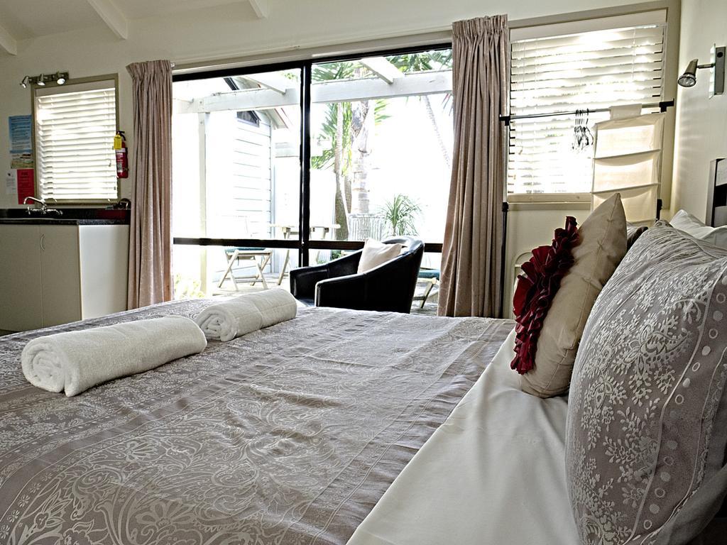 Shores 3*